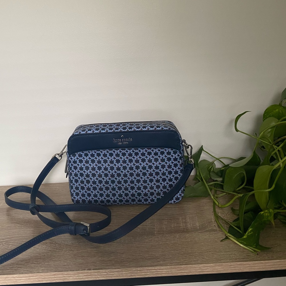 NWOT Kate Spade Print Camera Bag Crossbody